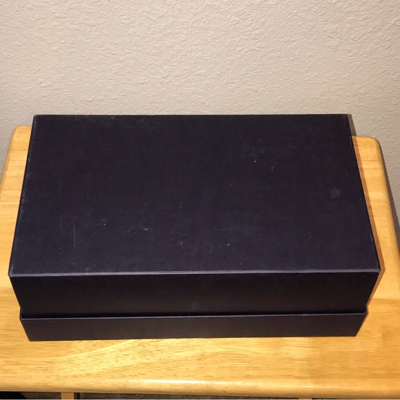 Prada Box and pair of Dust Bags - Picture 8 of 15